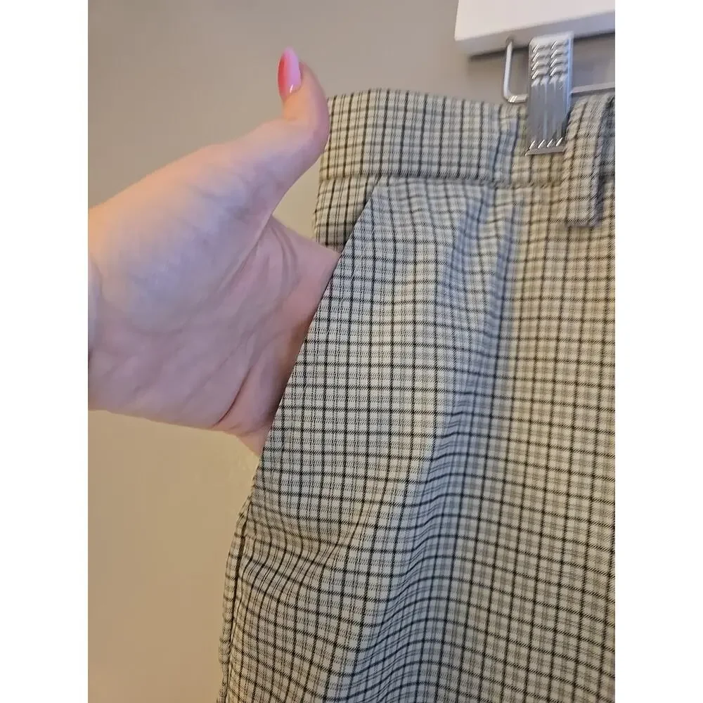 IZOD Tan Plaid Chino Performance Flat‎ Front Outdoor Golf Shorts Men's Size 34
